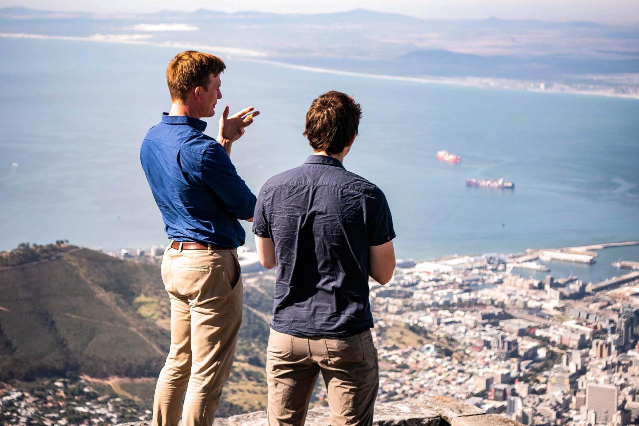 Two men talking on Table Mountain